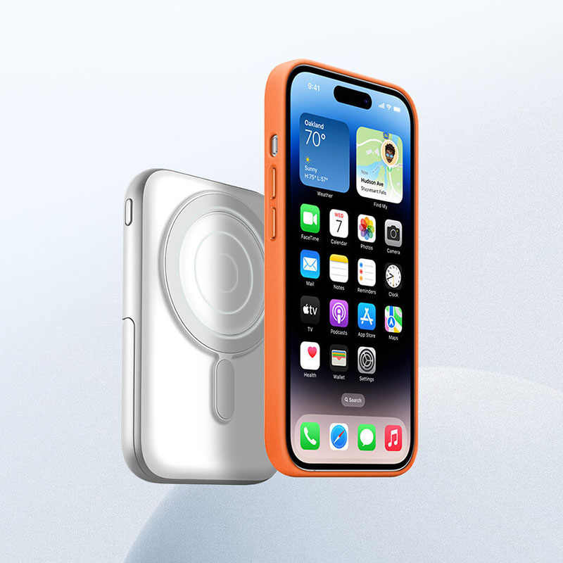Empower Your Life with the Magnetic Portable Wireless Power Bank PD20W Fast Charge